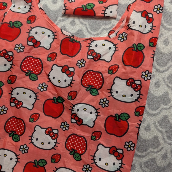 BAGGU Pink Hello Kitty & Strawberry Printed Tote - Picture 3 of 4